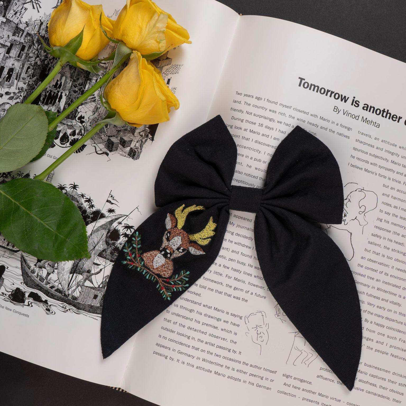 TwinkleTails – Christmas Deer Hair Bow (Set of 1)