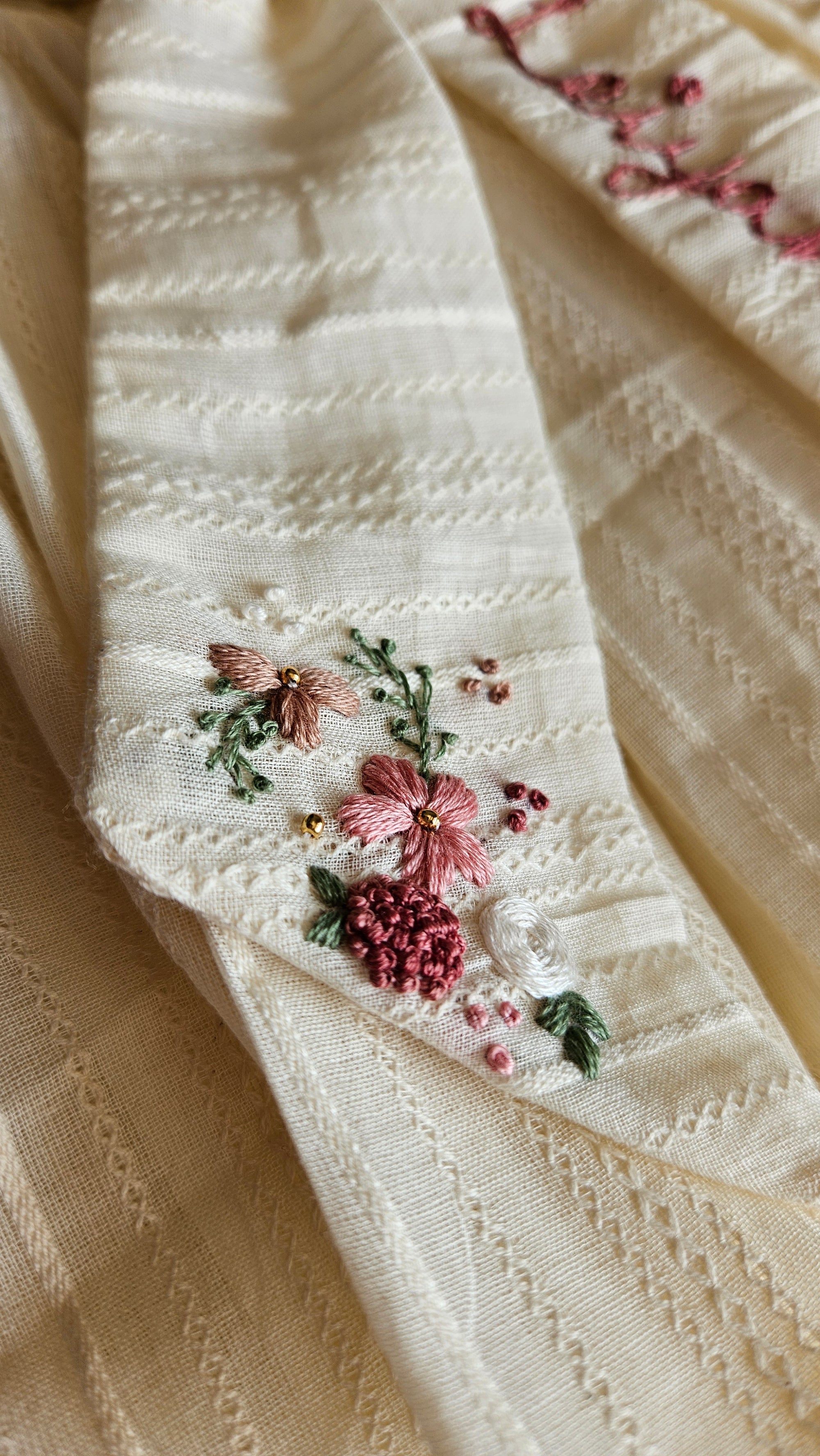 Angel In Heaven: Hand Embroidered Knee Length Off-white Dress In Cotton Jacquard Fabric