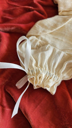 Angel In Heaven: Hand Embroidered Knee Length Off-white Dress In Cotton Jacquard Fabric