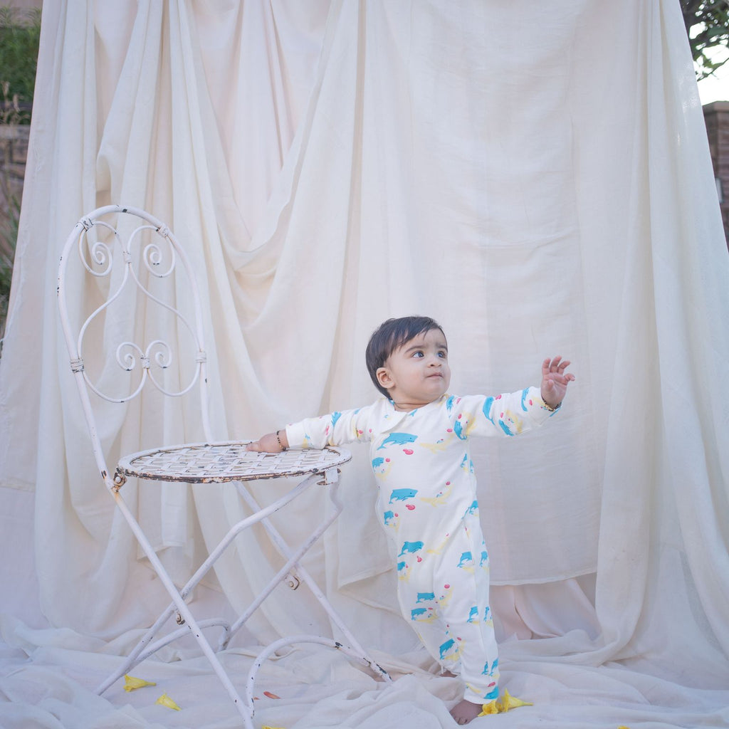 Organic Bodysuit (Whale Print)