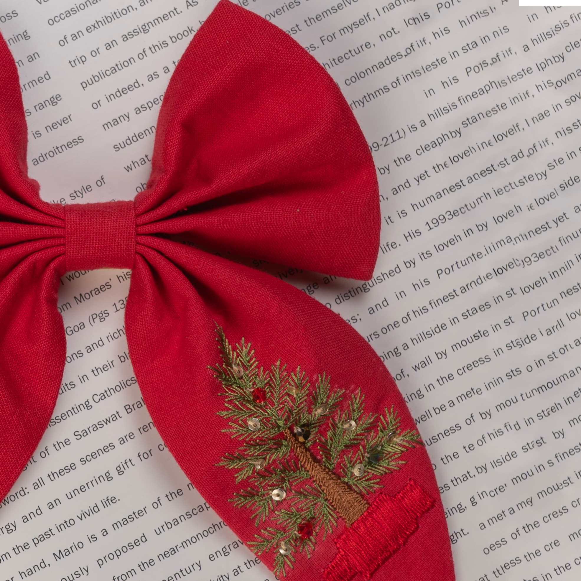 Evergreen Spark – Big Designer Christmas Tree Hair Bow (Set of 1)