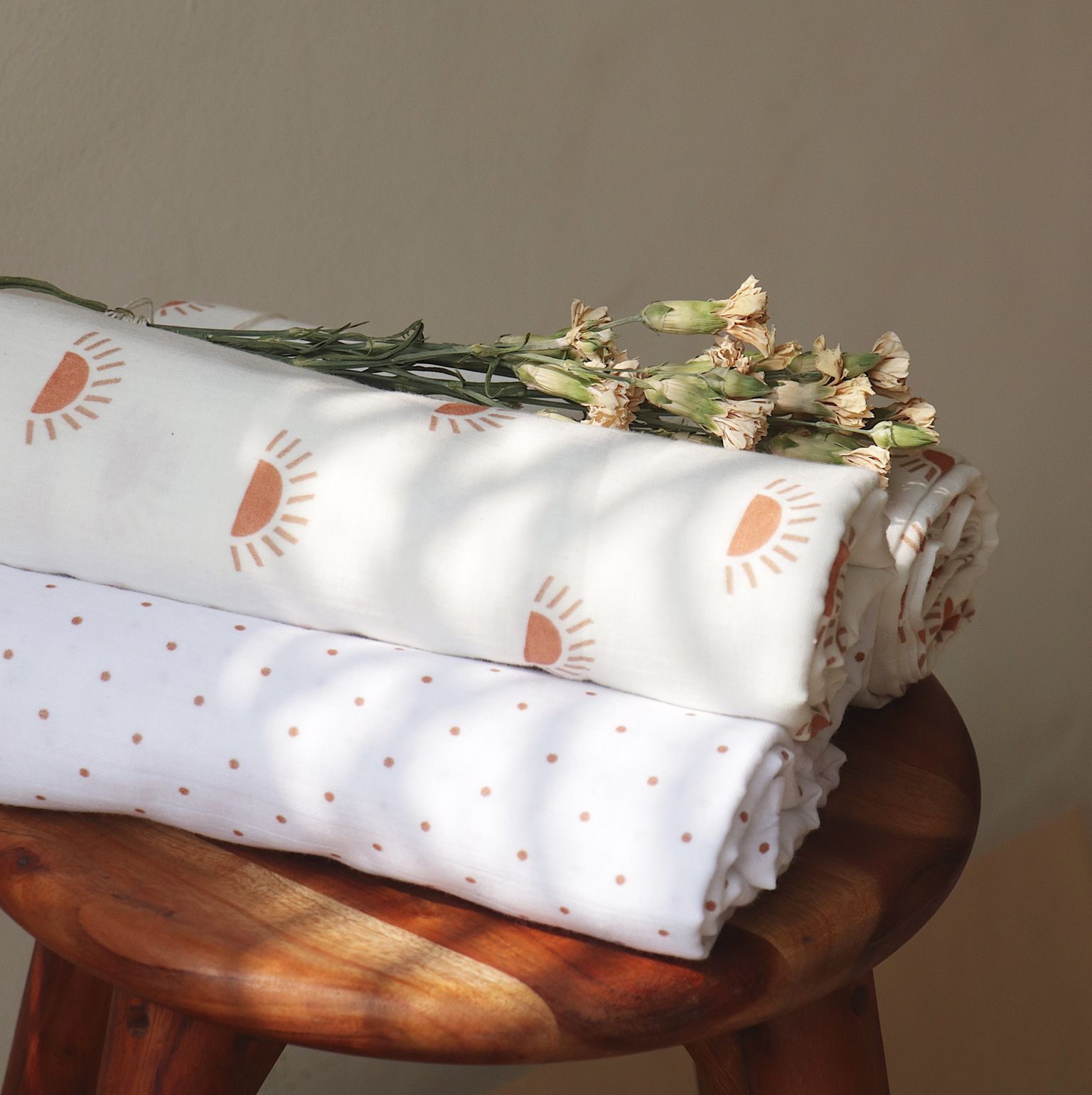 Organic Little Cocoon Swaddle (Spottie Dottie)