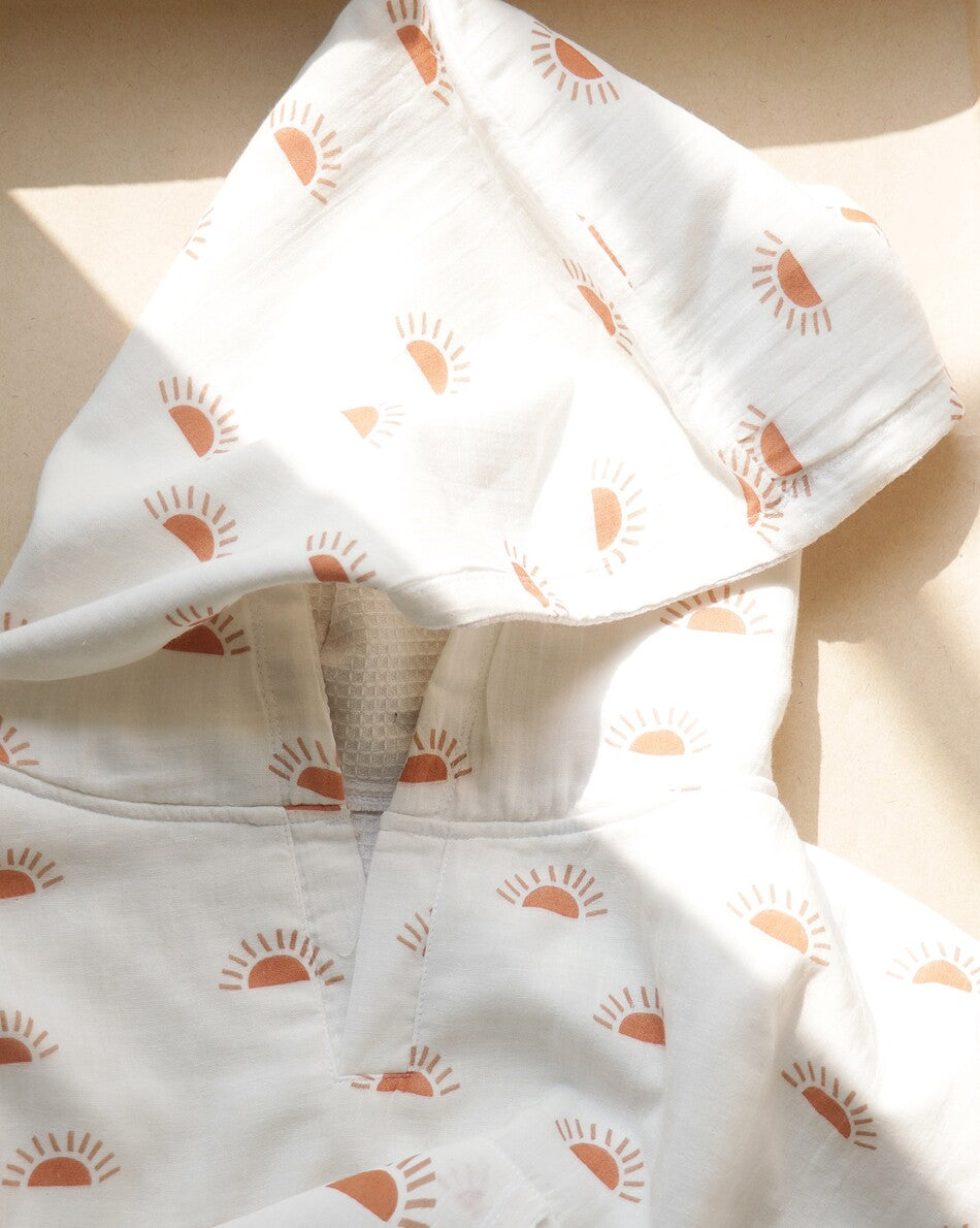 Organic Hugsy Poncho Towel (Sunburst)