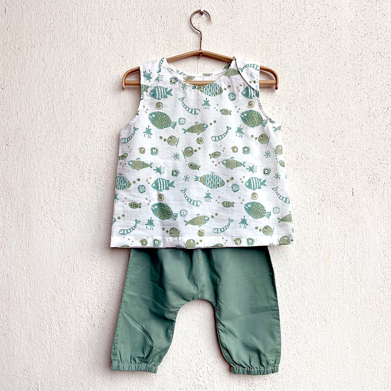 Unisex Organic Koi Jhabla With Mint Pants