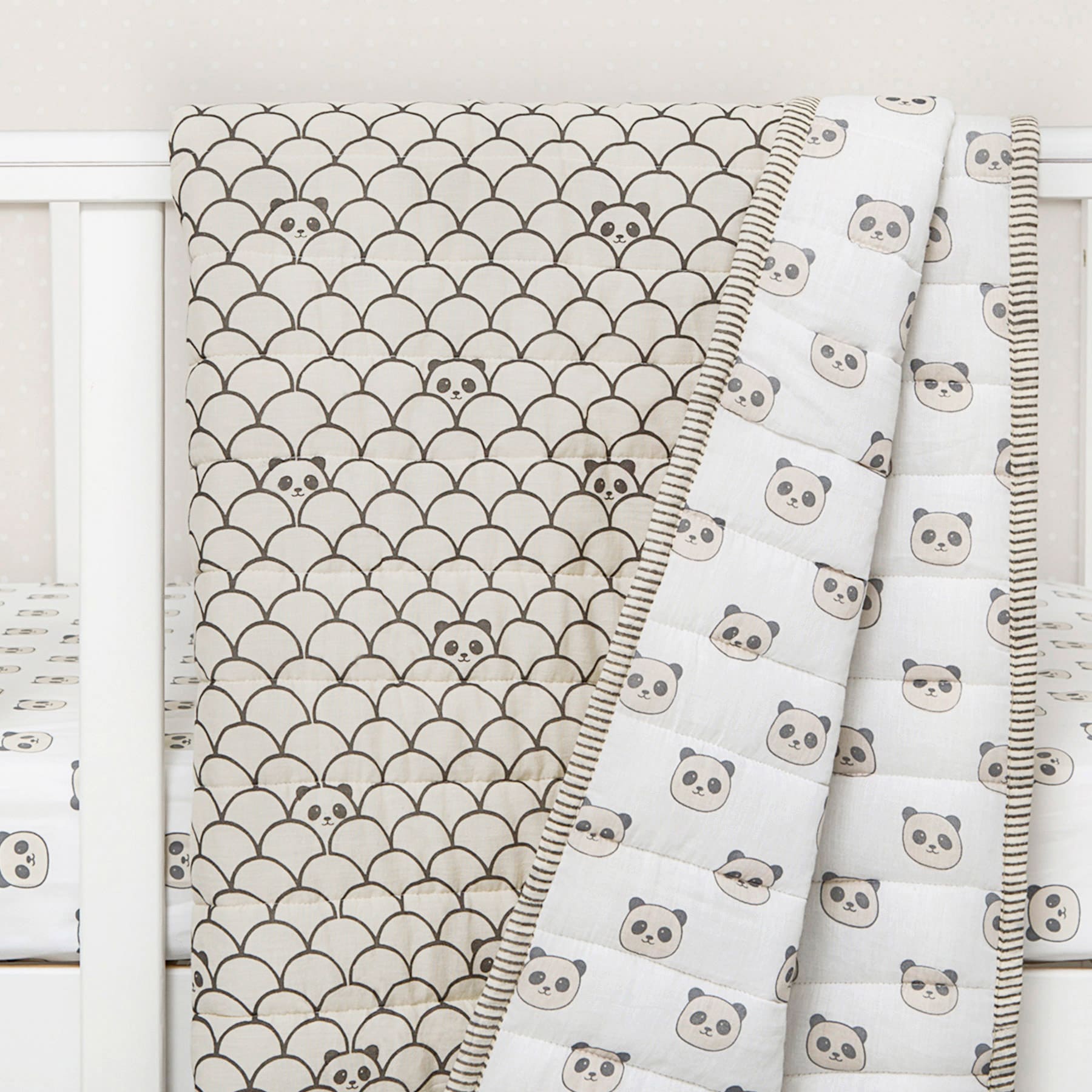 Boy Organic Cotton Quilt Blanket, 0-3 years - Peekaboo Panda - Black