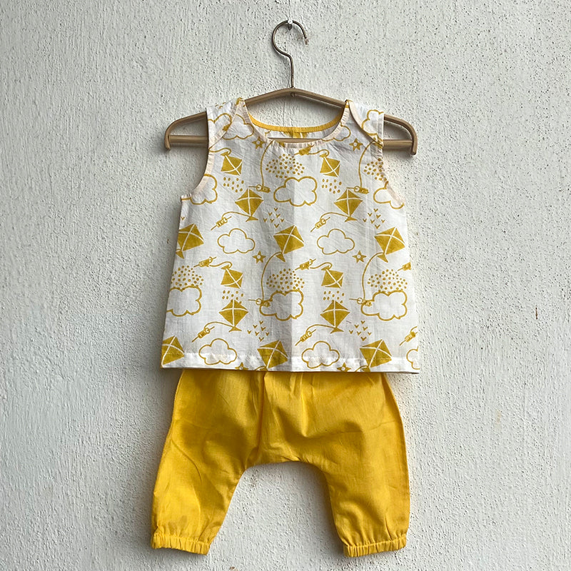Unisex Organic Patang  Jhabla With Yellow Pants