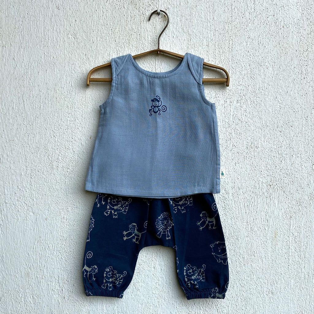 Unisex Organic Zoo Monkey Jhabla With Indigo Zoo Pants